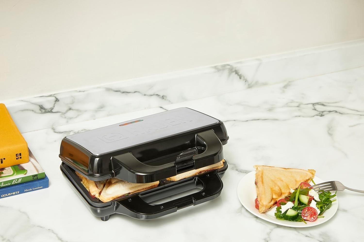 Deep Fill Sandwich Maker Non-Stick Compact Portable Toastie Maker Silver