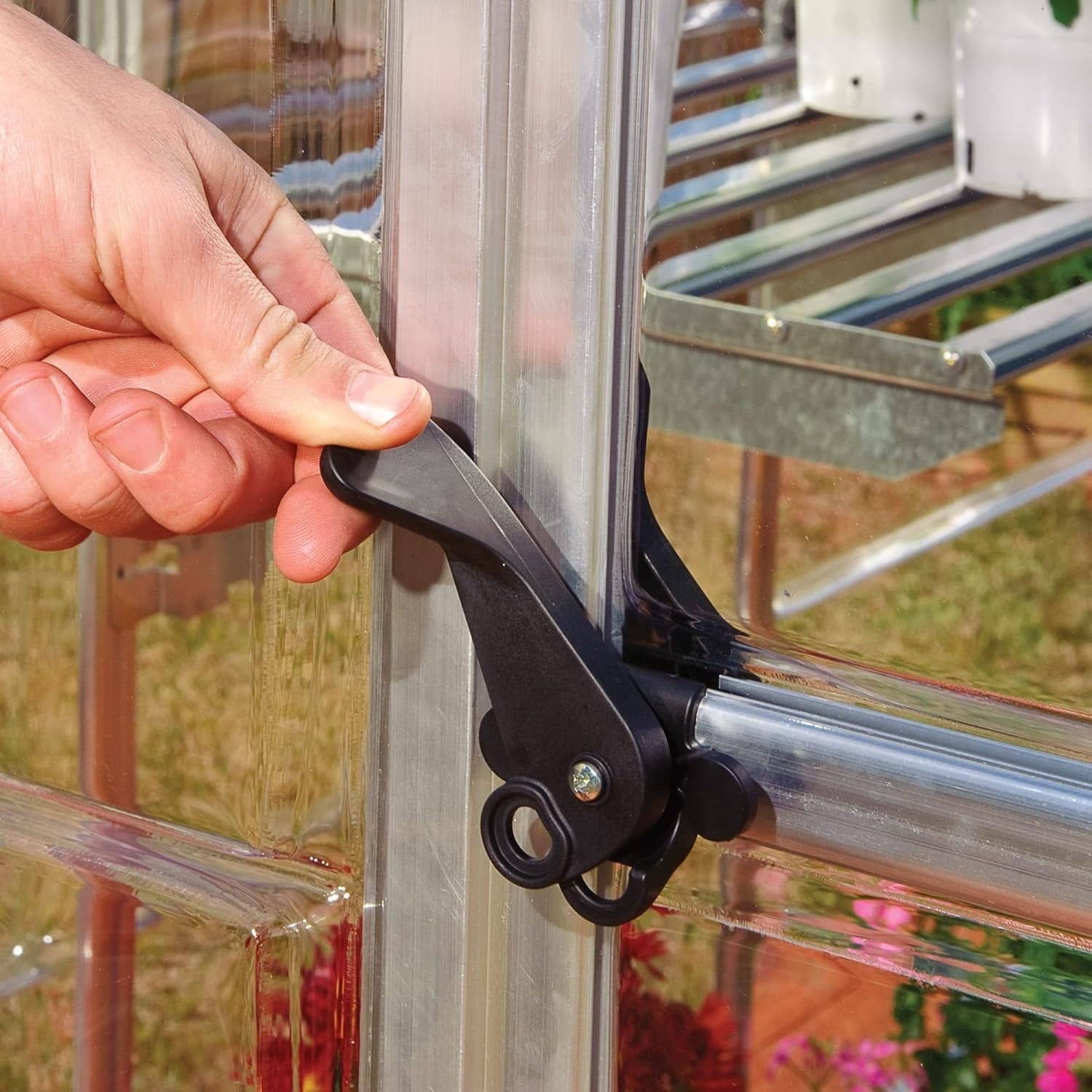 6x8ft Aluminium Greenhouse with Polycarbonate Panels & Roof Vent – Silver
