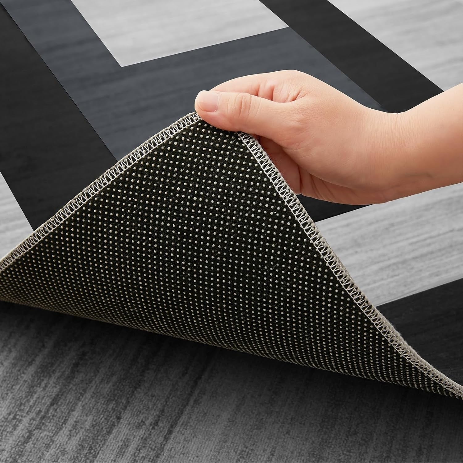 Large Geometric Modern Area Rug Soft Touch Non-Shedding Floor Carpet 120x170cm