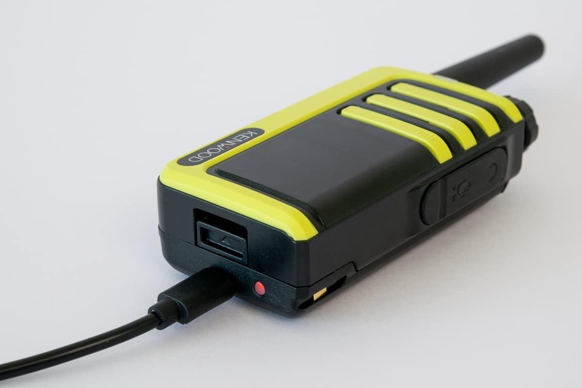 PMR446 Walkie Talkies 2 Pack 6km Range 32 Channel USB-C Rechargeable