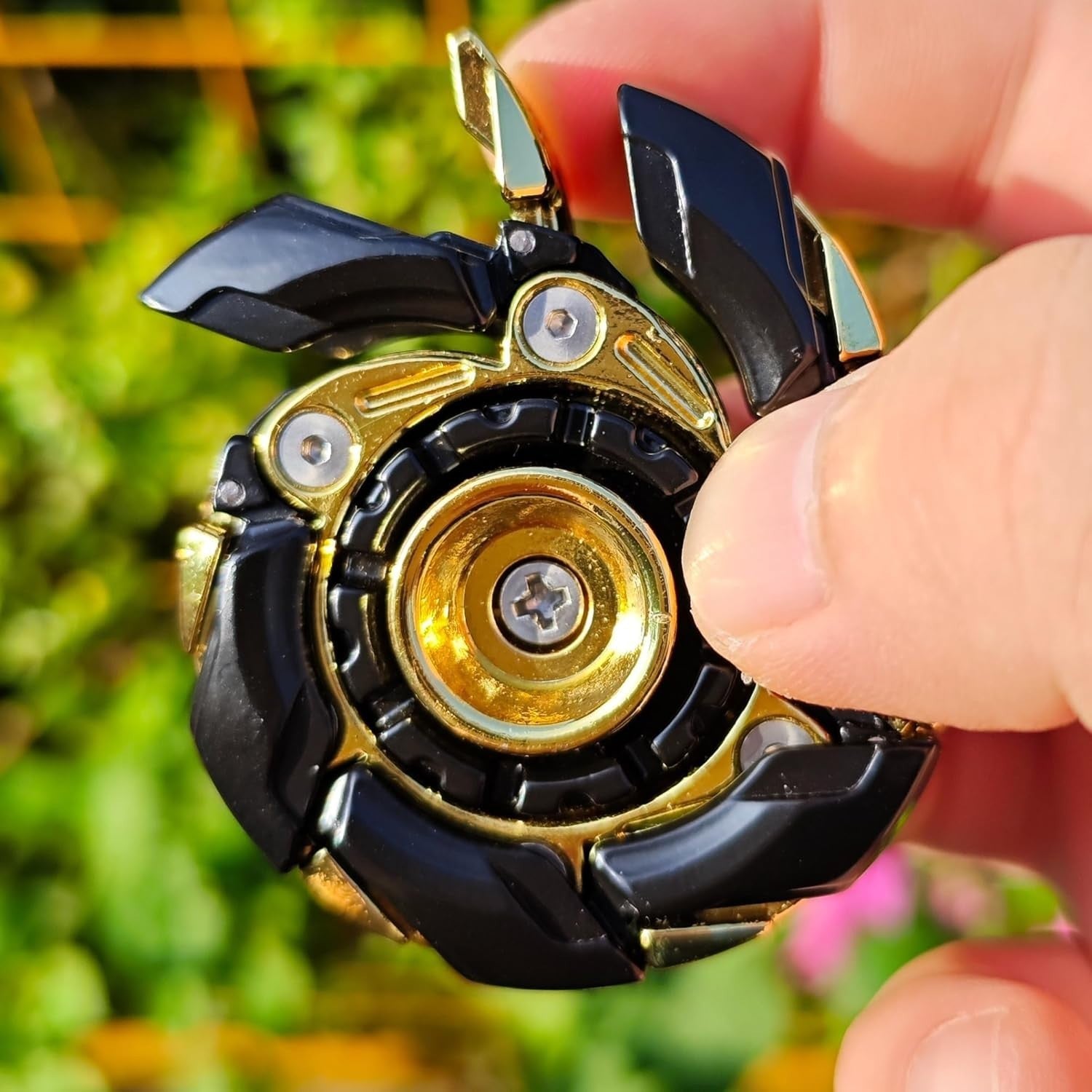 Black Gold Metal Fidget Spinning Top Open Armor Magnetic EDC Toy