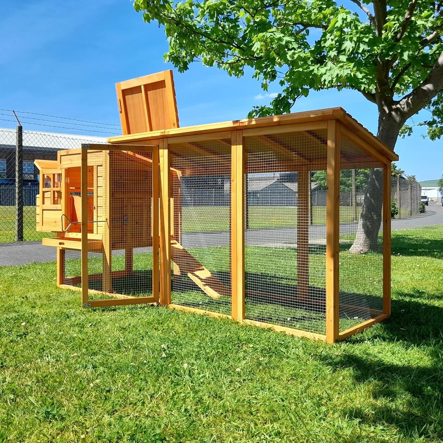 Wooden Chicken Coop with Covered Run Easy Clean Nest Box 3–4 Hens