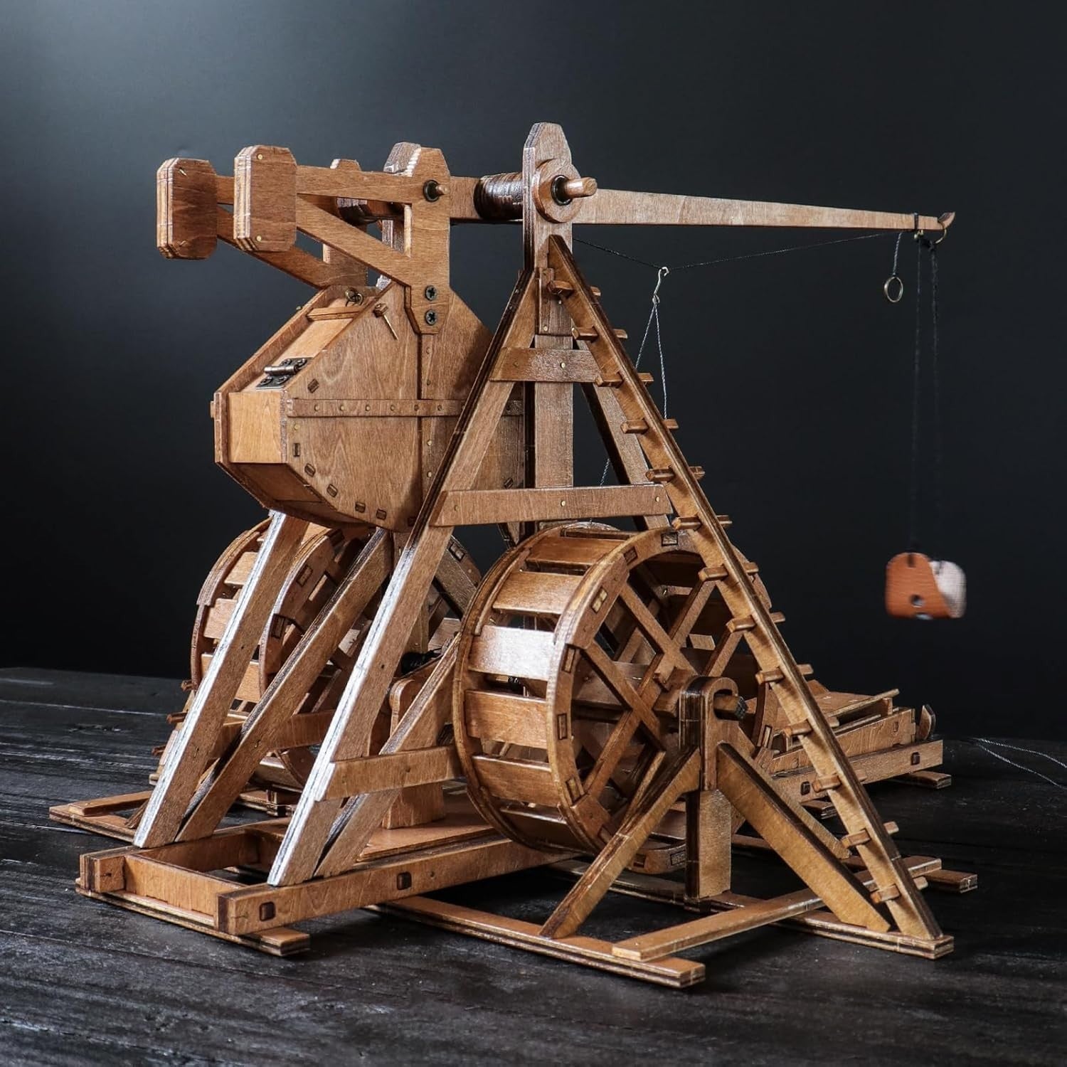 Medieval Wooden Trebuchet Model Kit – DIY Catapult for Adults & Teens (S)