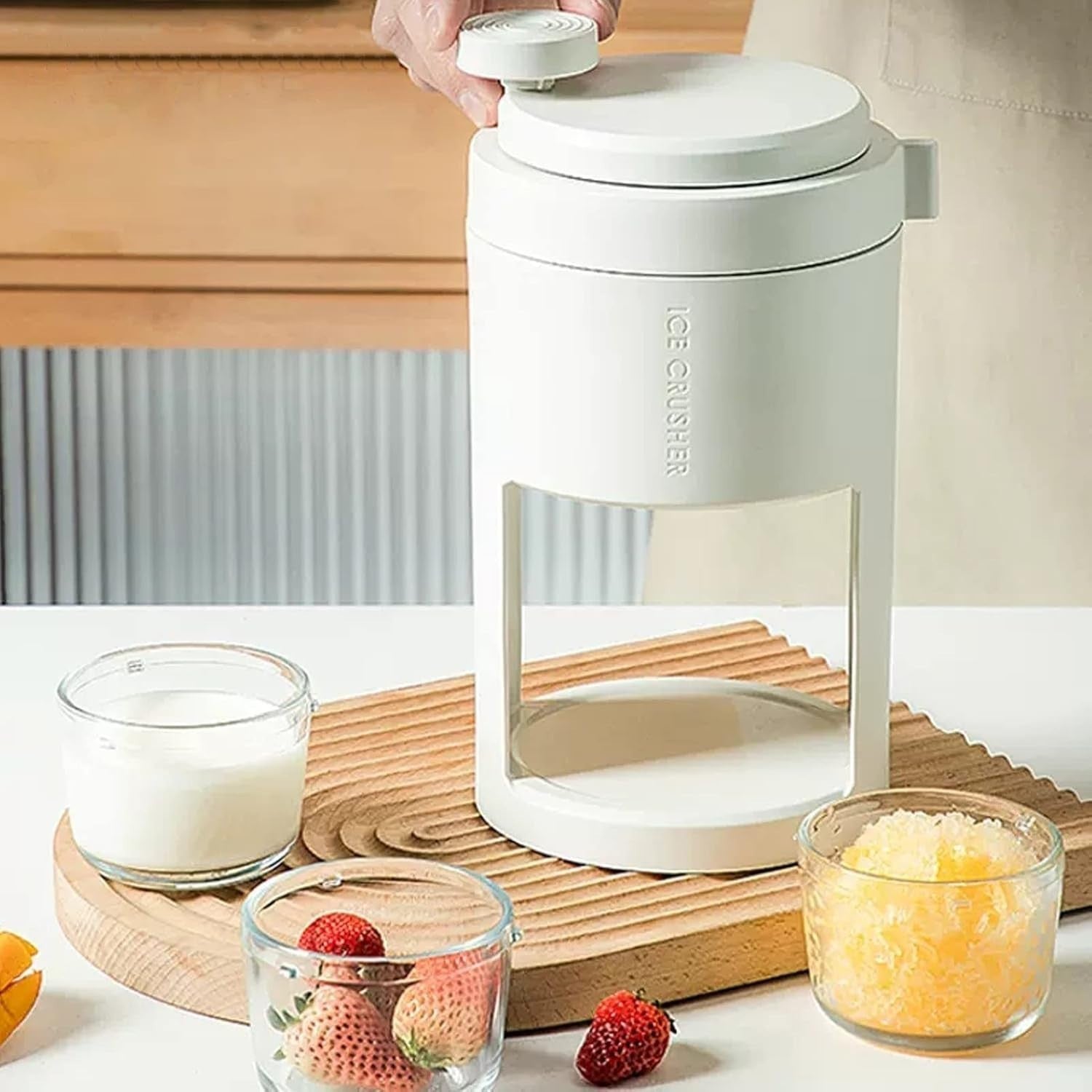 Manual Ice Crusher Snow Cone Slush Maker Portable Home Smoothie Shaver