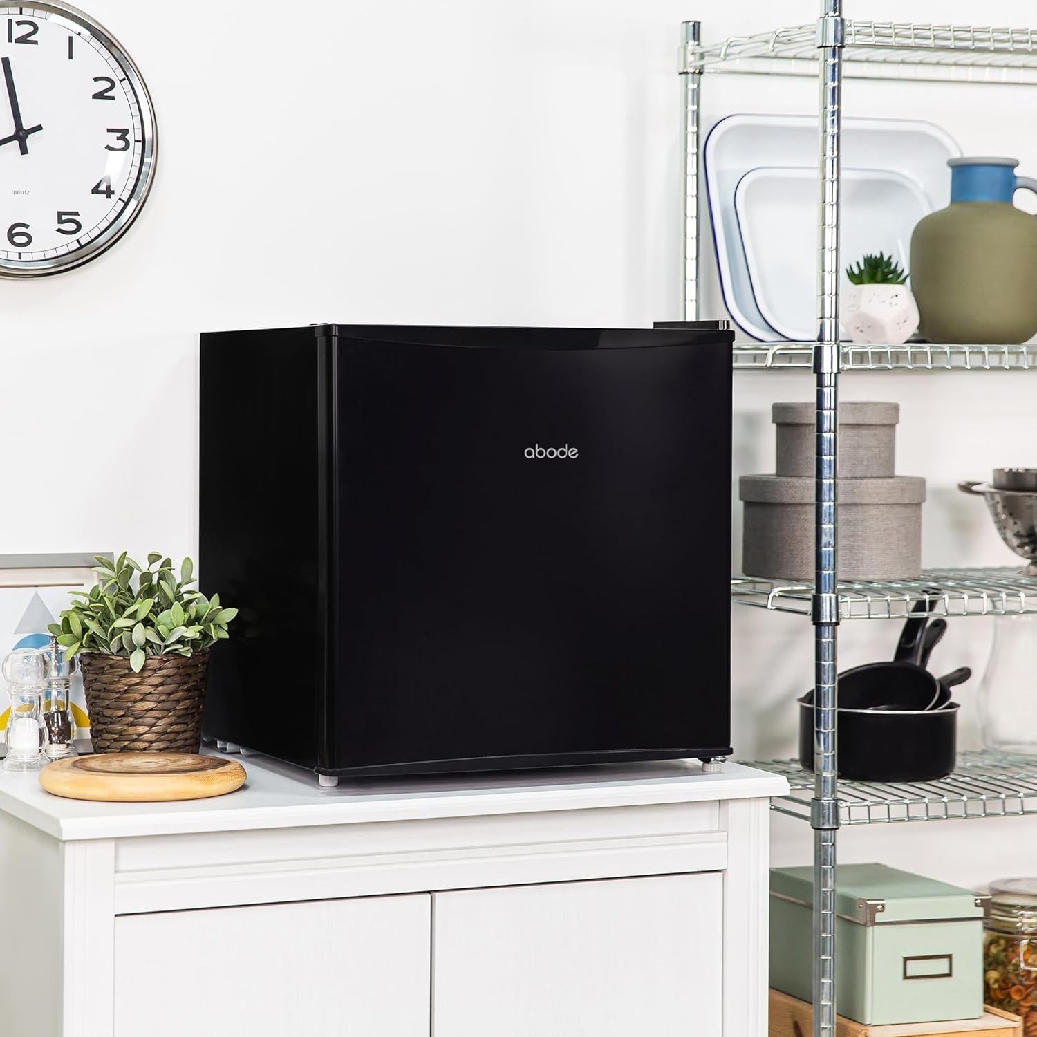 43L Mini Fridge Countertop Reversible Door Ice Box Black