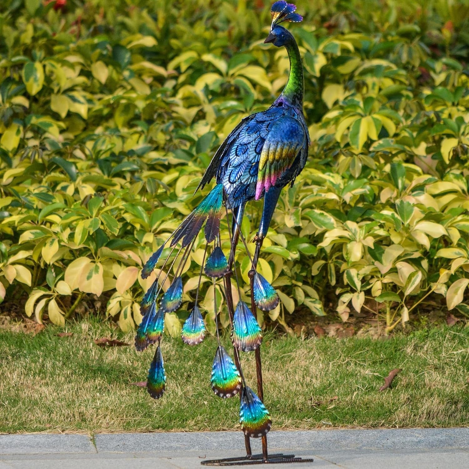 24" Metal Peacock Garden Statue – Outdoor Yard Lawn Ornament Bird Art Sculpture