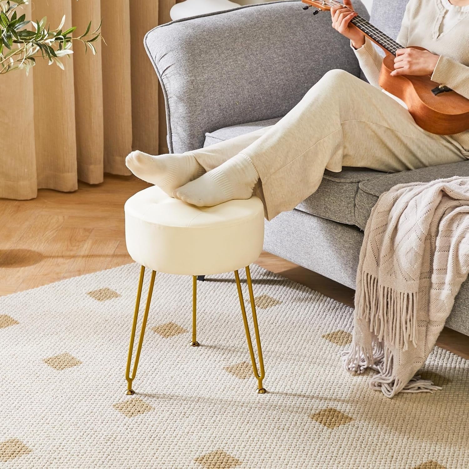 White PU Round Footrest Stool – Velvet-Look Vanity Seat with Gold Legs