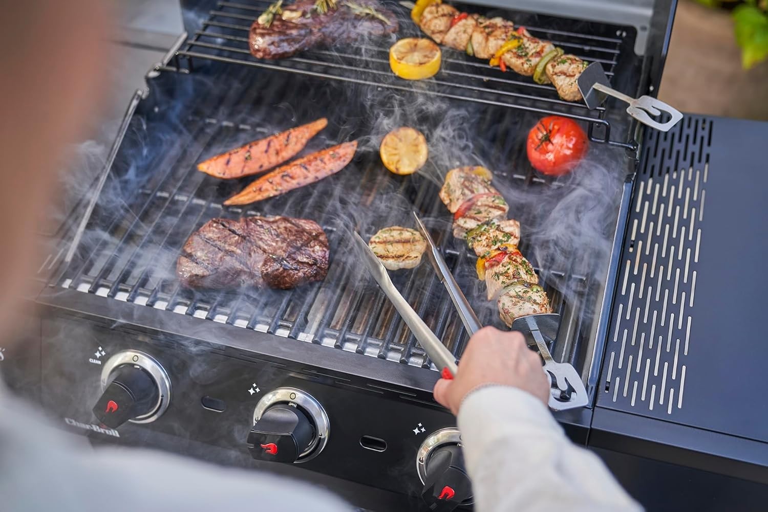 3 Burner Gas BBQ Grill with Side Burner, Infrared Cooking, Cast Iron Grates