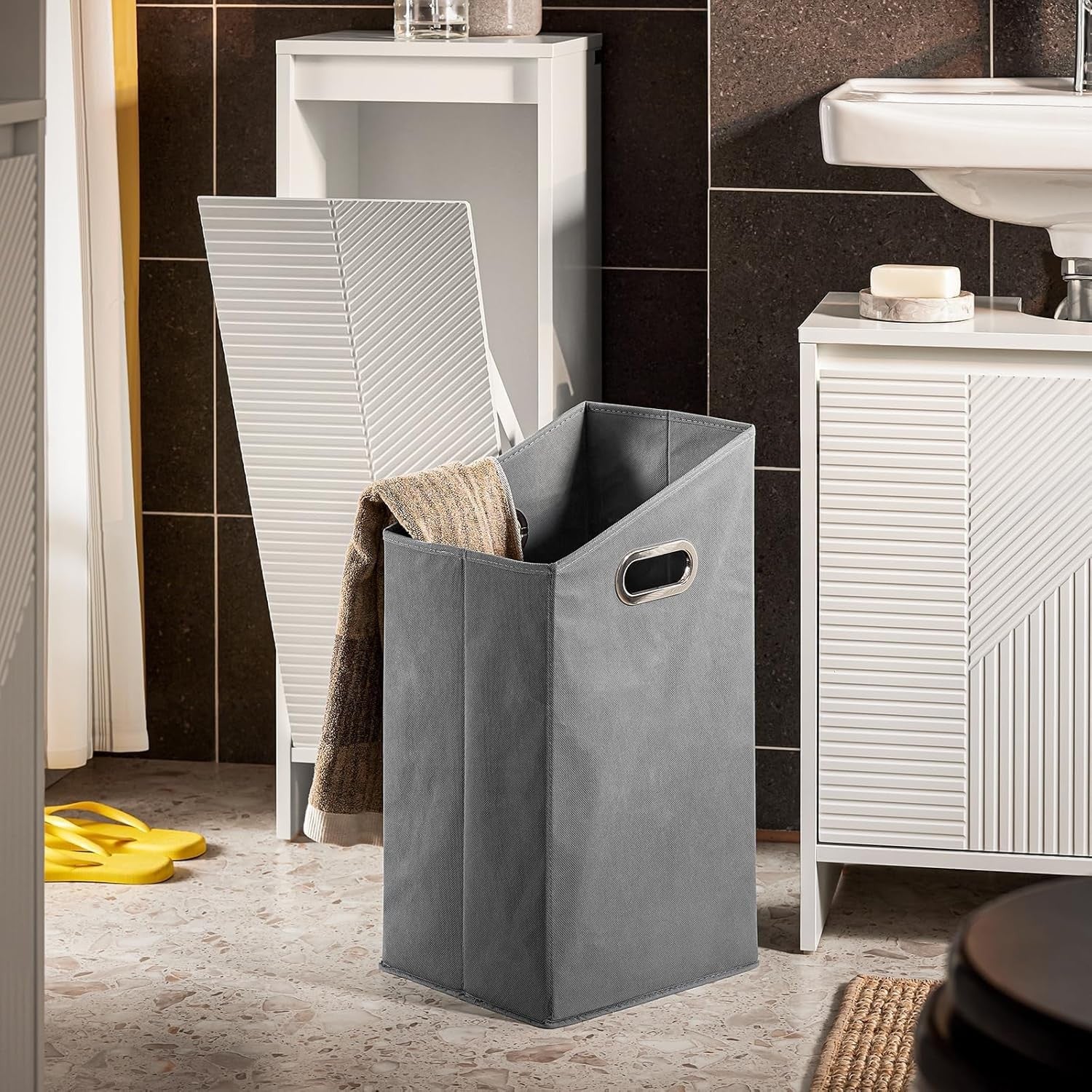 Slim Bathroom Storage Cabinet with Laundry Basket Flip-Door White 30×30×87cm
