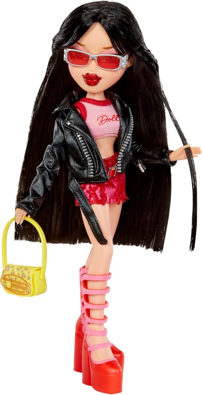 Collectible Fashion Doll Outfit Purse Sunglasses Brush Trendy Style Gift