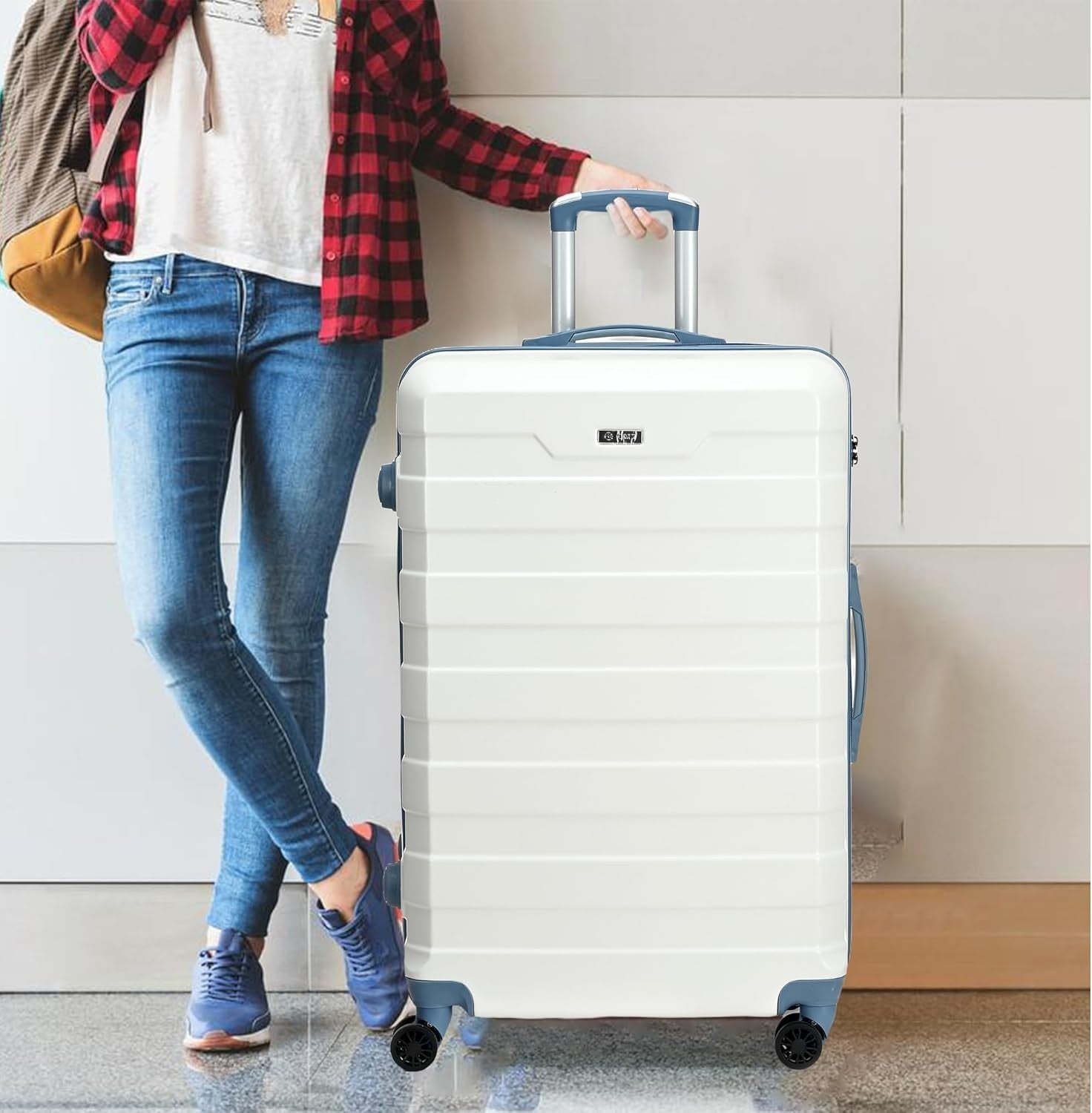 Mid Size Travel Suitcase 24” Lightweight Hard Shell TSA Lock Spinner