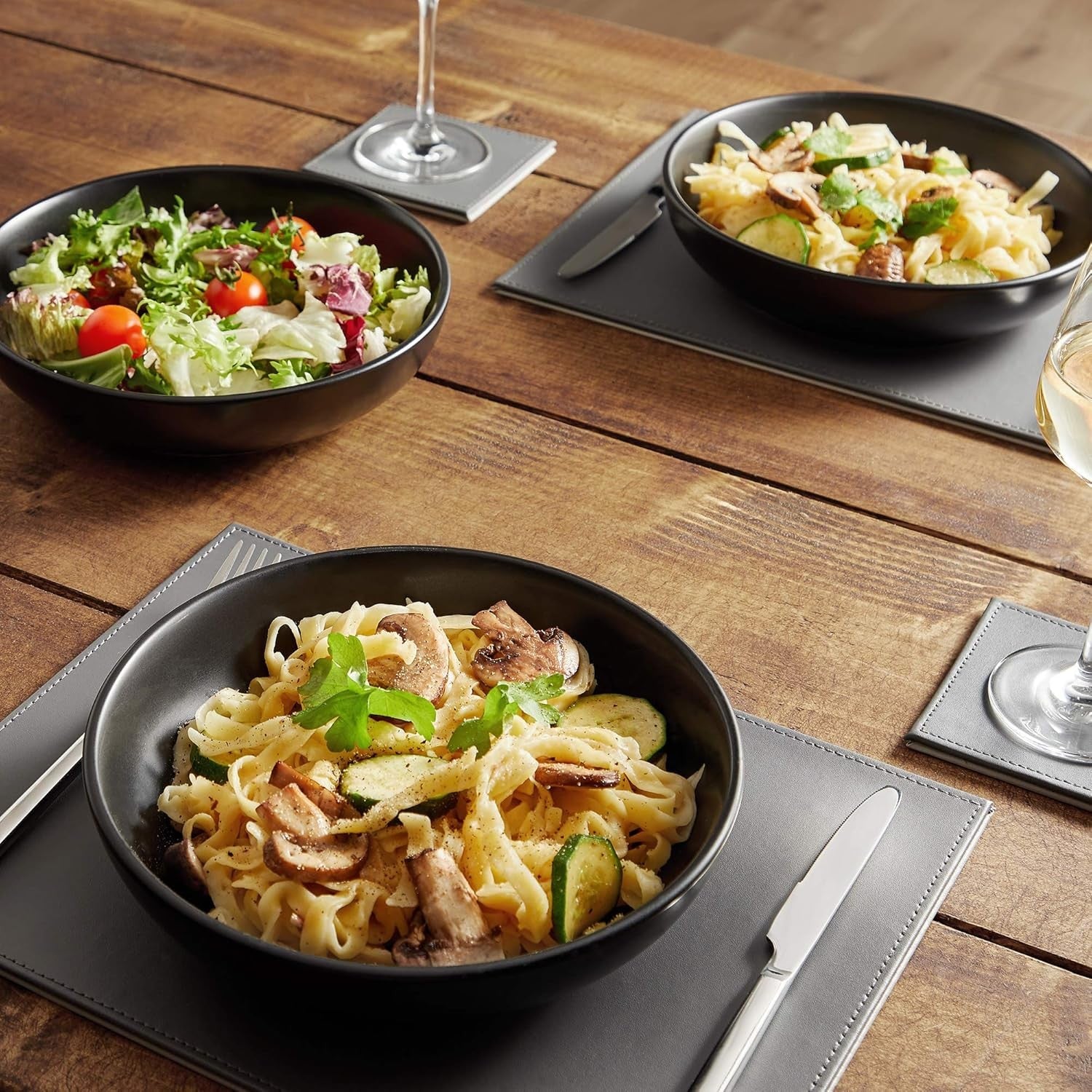 4pc Large Stoneware Bowl Set 22cm Matte Black Pasta Noodle Cereal Bowls