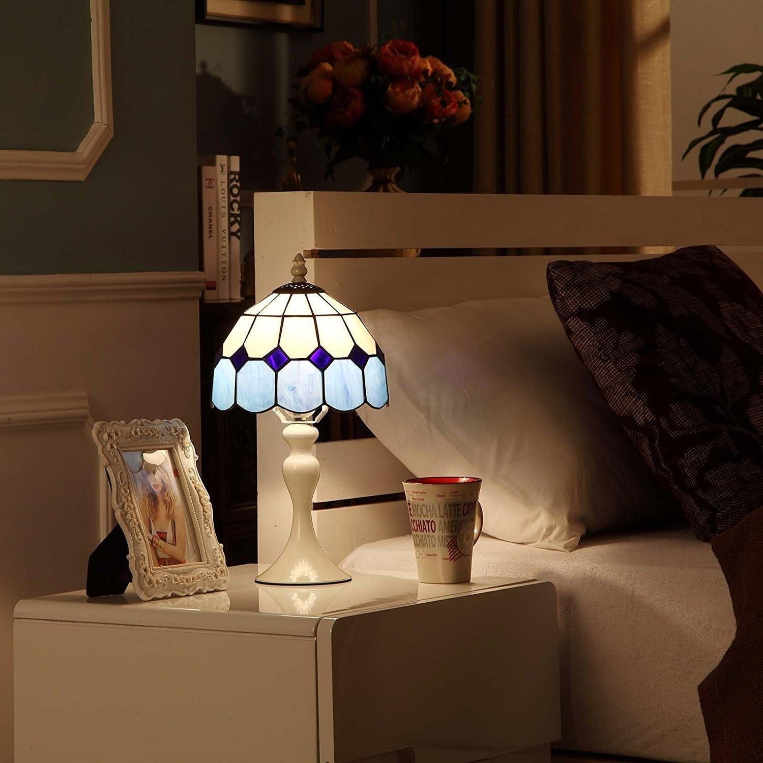 Handmade Stained Glass Table Lamp 8in Shade 15in Tall Bedside Accent Light