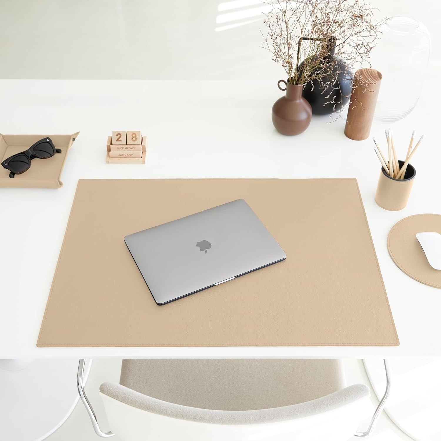 Leather Valet Tray Beige – Desk Organiser for Keys, Coins & Jewellery