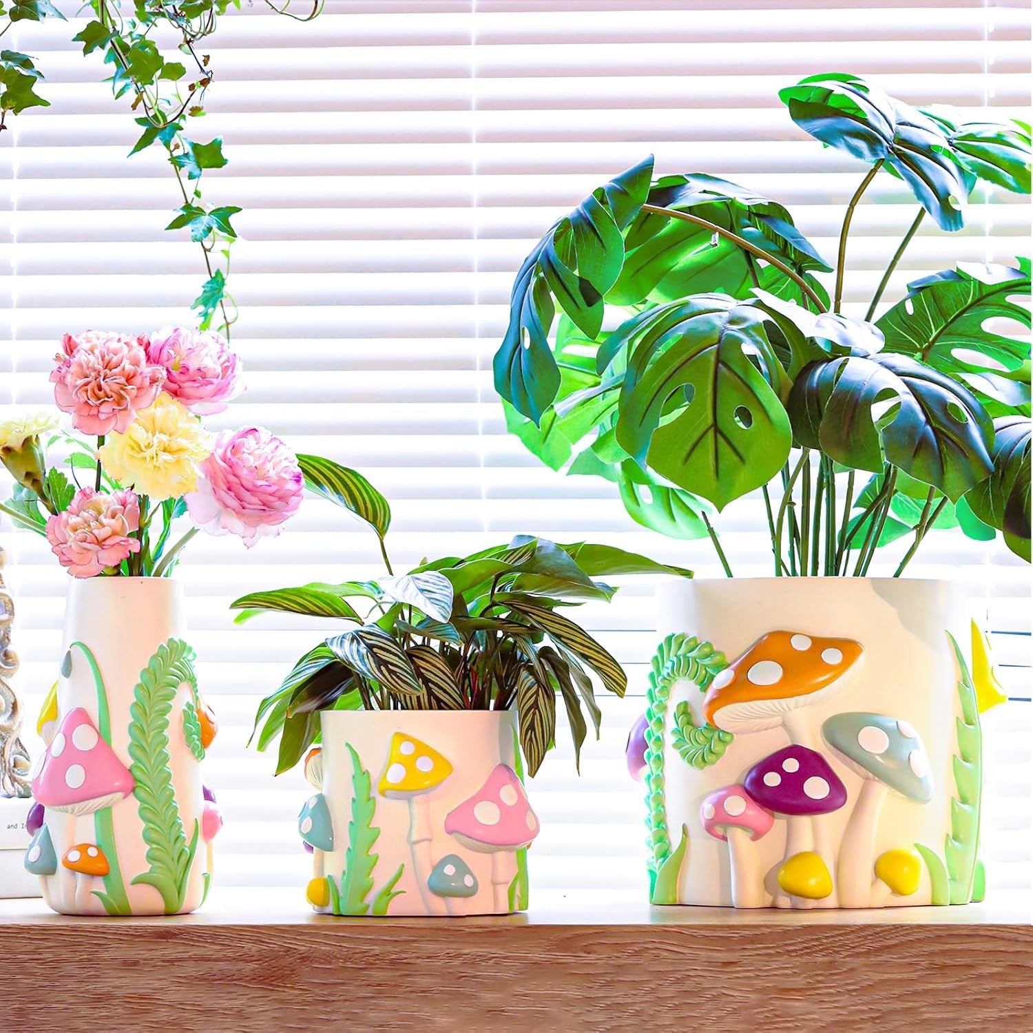 Colourful Mushroom Vase Funky Resin Flower Vase Cute Table Home Decor