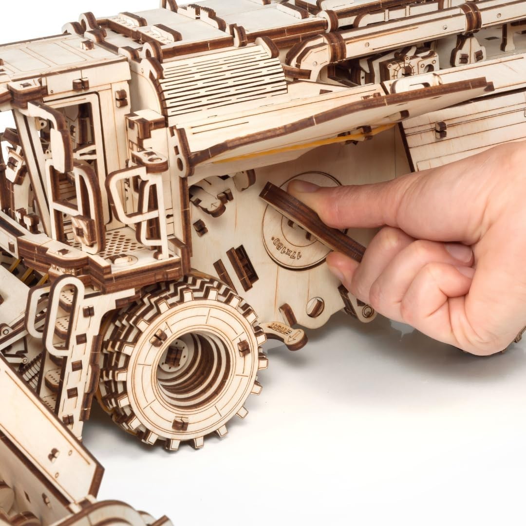 3D Wooden Grain Harvester Puzzle DIY Kit - 864 Pieces, No Glue Needed