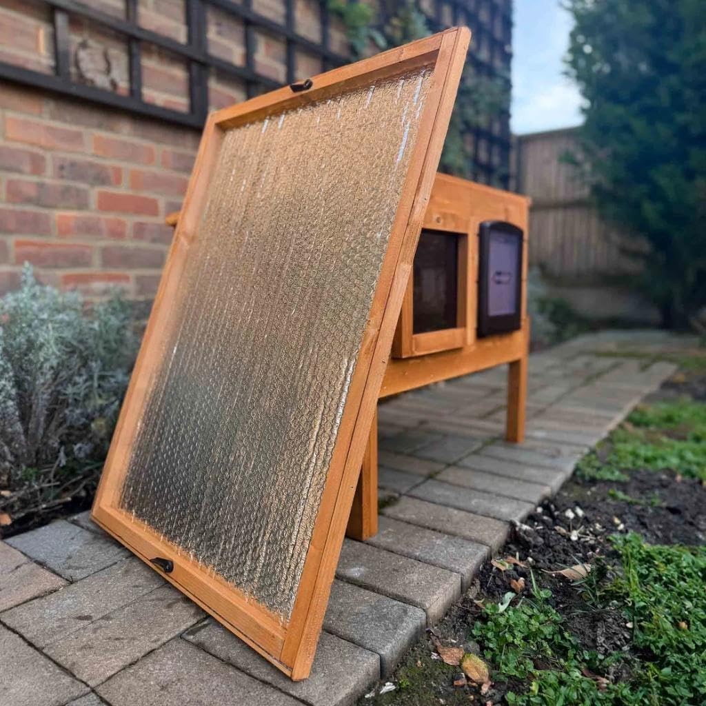 Self-Heating Outdoor Cat Kennel | Pine Wood, Ventilated, Ready to Use