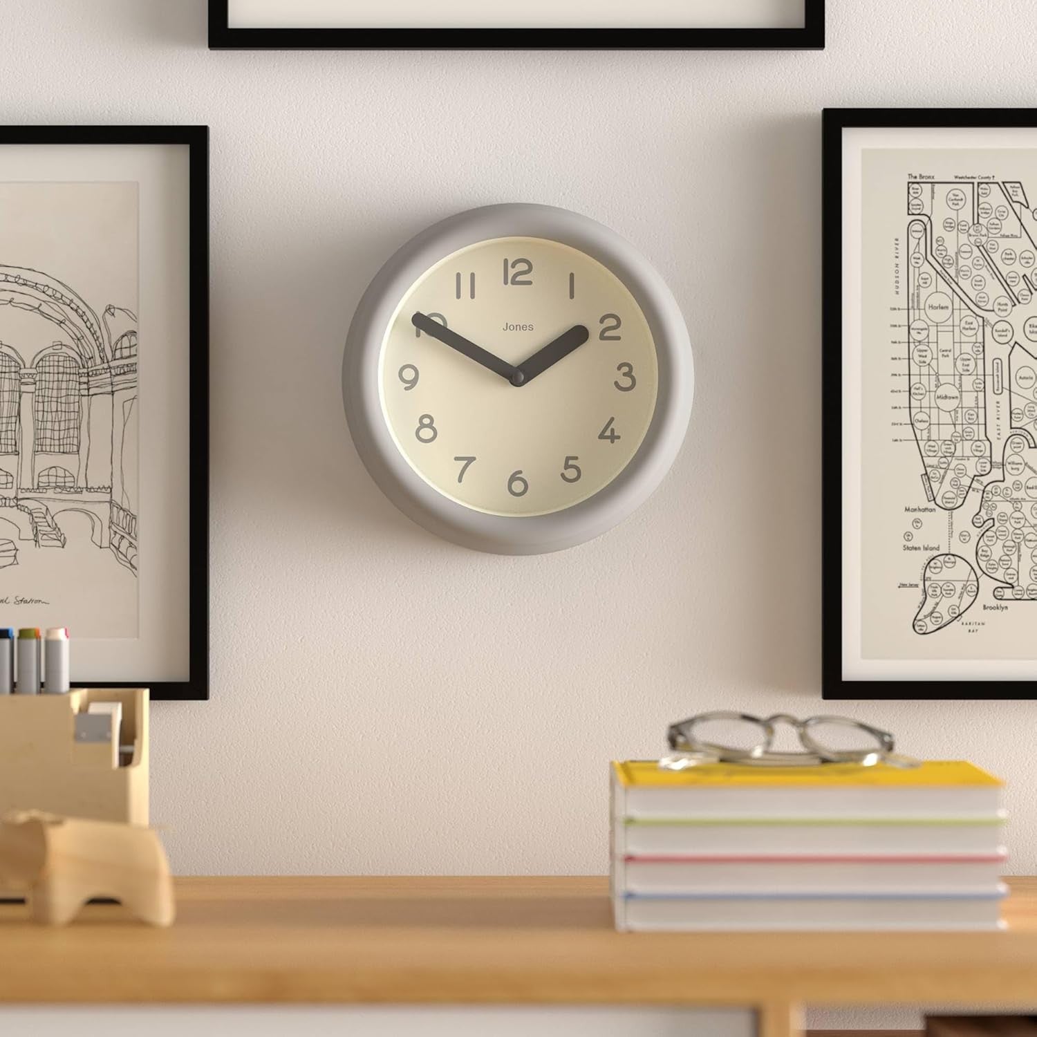 Small Modern Wall Clock 22cm Grey Silent Quartz Round Minimalist Home Decor