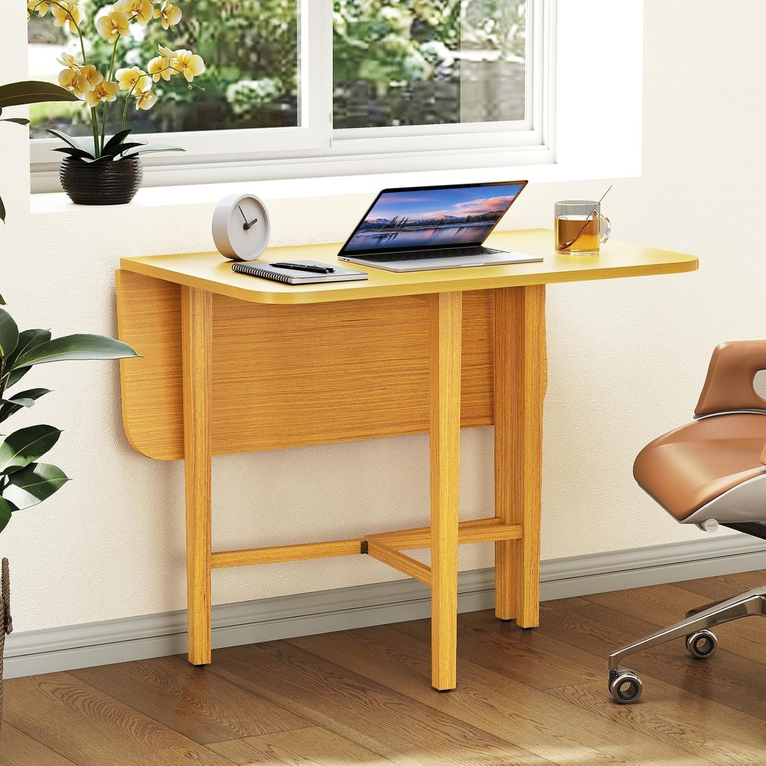 Extendable Drop Leaf Dining Table with Rubber Wood Legs for Small Spaces