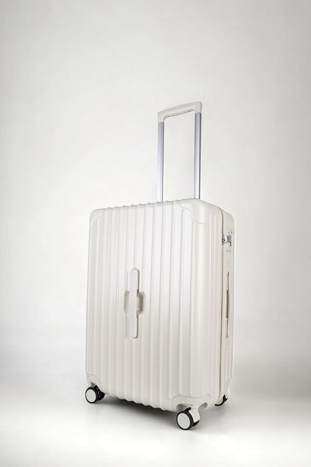 Medium Hard Shell Travel Case TSA Lock 4 Wheel Spinner with Cup Holder