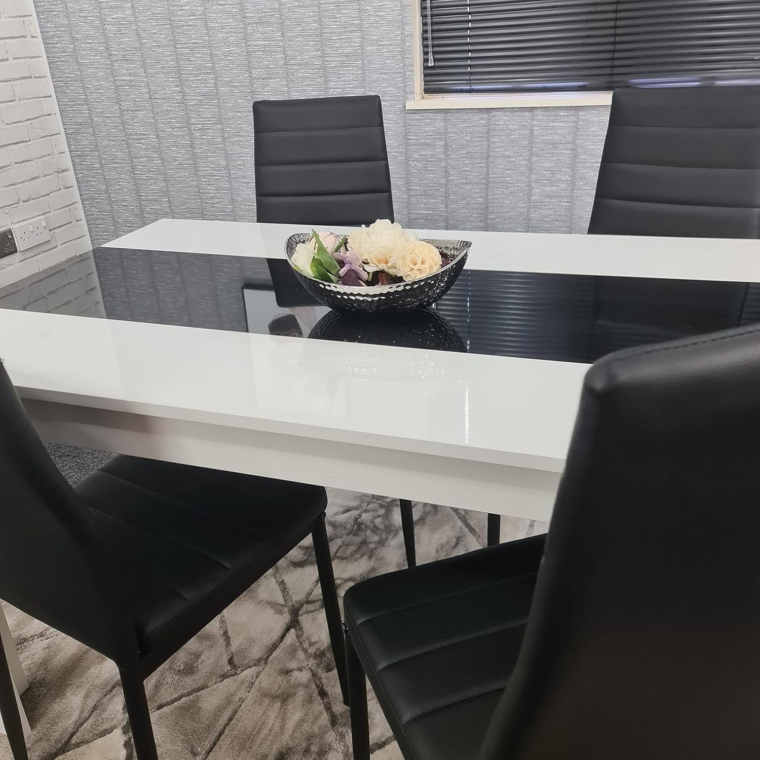 Modern White & Black Dining Table Set 4 Faux Leather Chairs Glossy Finish
