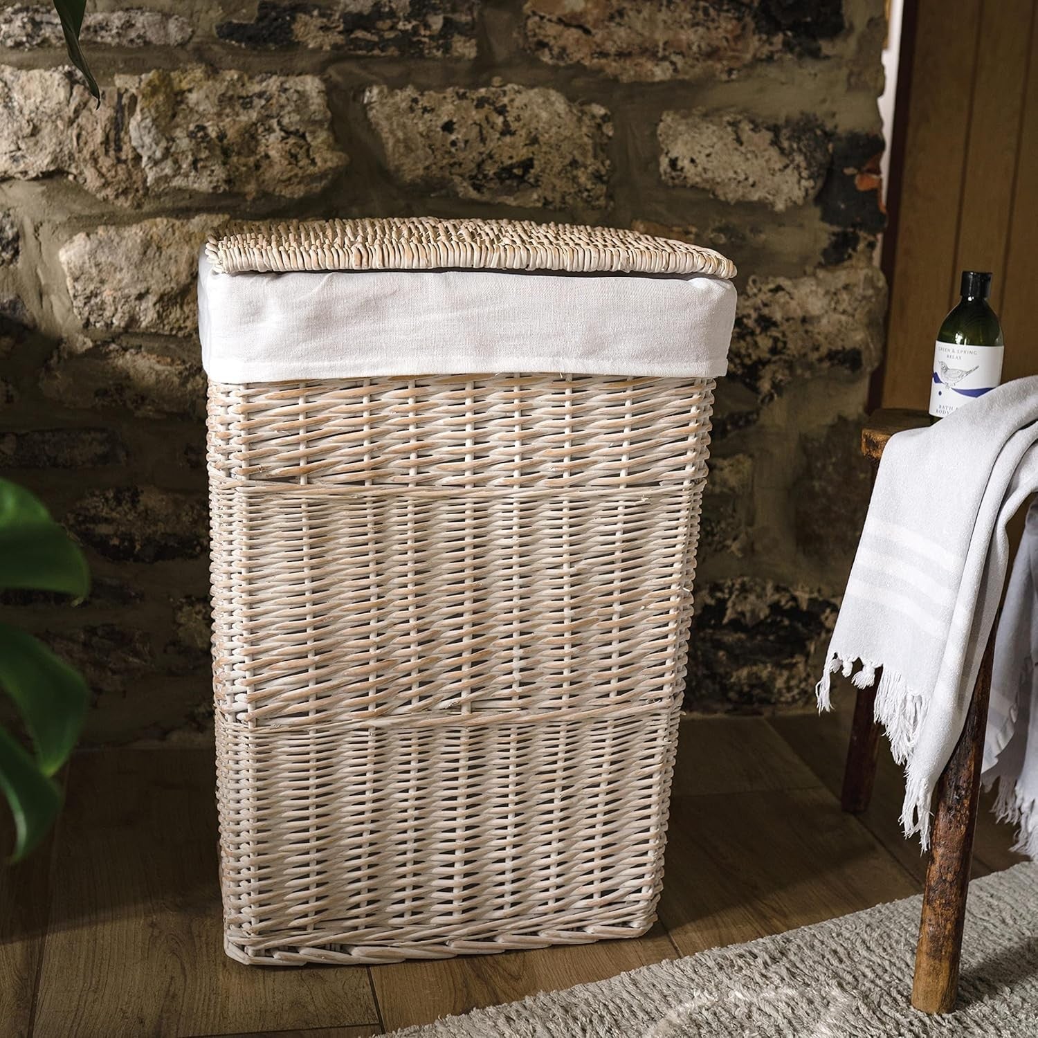 Large White Wicker Laundry Basket with Lid & Washable Liner – Elegant Hamper