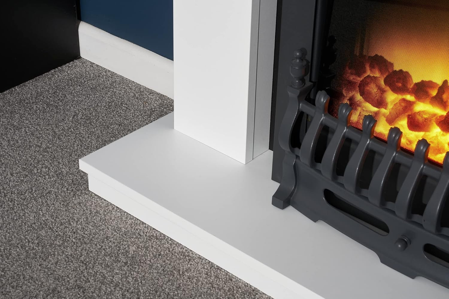 39" White & Black Electric Fireplace Freestanding Heater 1-2kW LED Flame