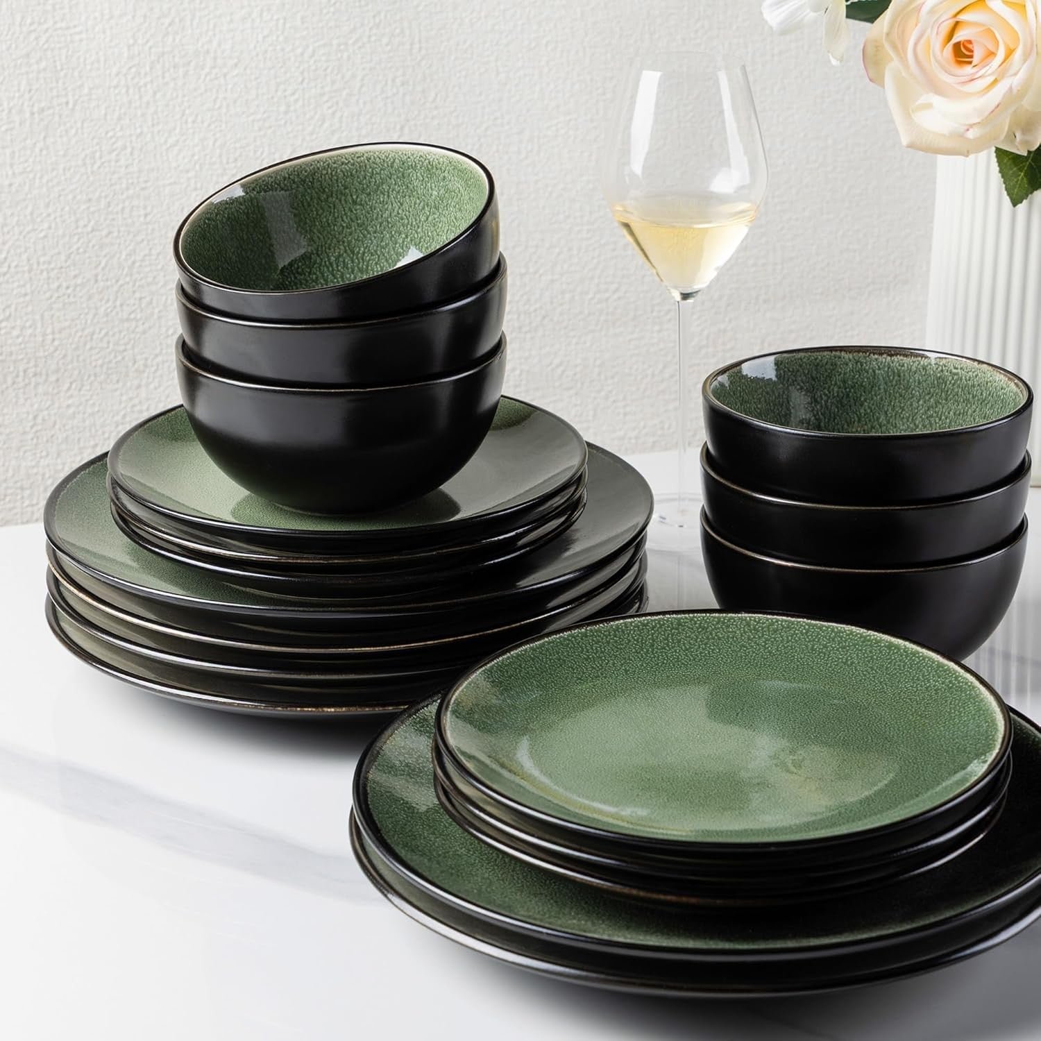 18 Piece Stoneware Dinner Set Plates Bowls Scratch Dishwasher Safe