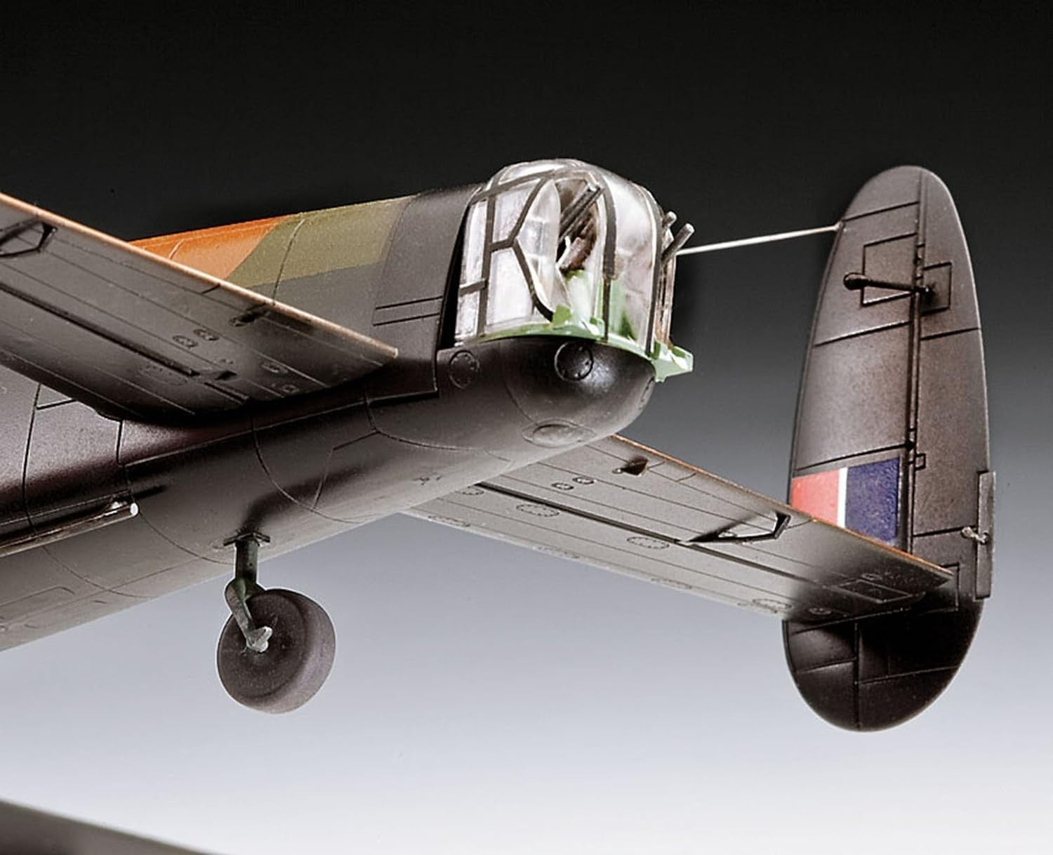 1:72 Scale Lancaster B.III DAMBUSTERS Model Kit Unpainted Plastic Aircraft