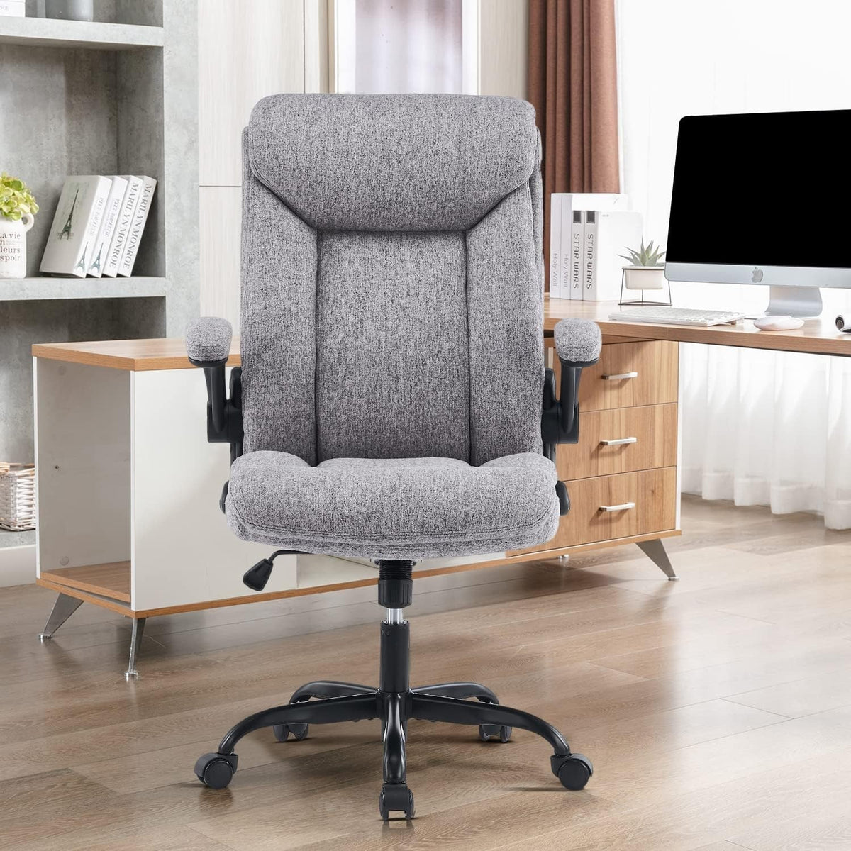 Luxury Ergonomic Office Chair Executive Swivel Desk Chair High Back Padded Arms