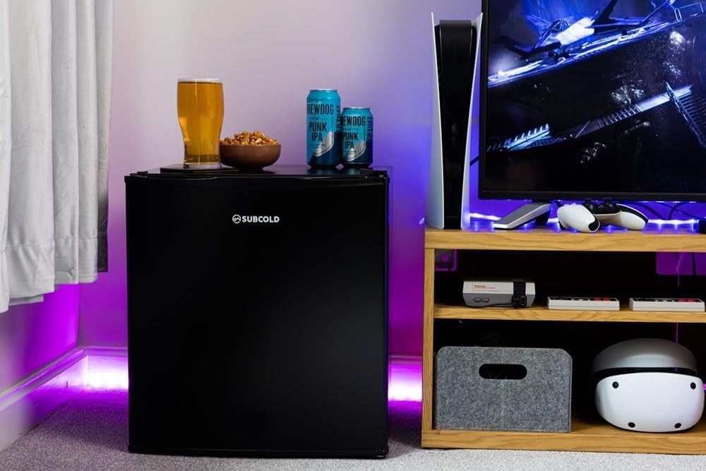 45L Mini Fridge Beer & Drink Cooler LED Solid Door Compact Black