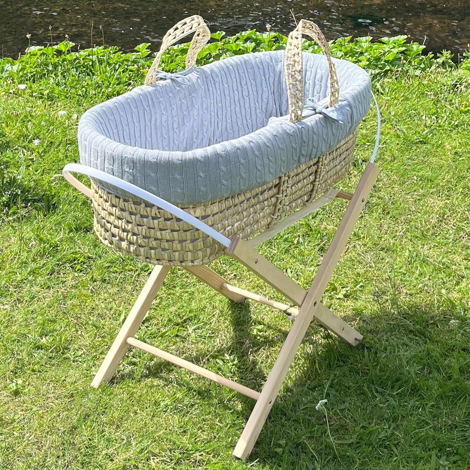 Grey Knitted Moses Basket with Rocking Folding Stand & Mattress Baby Bed Crib