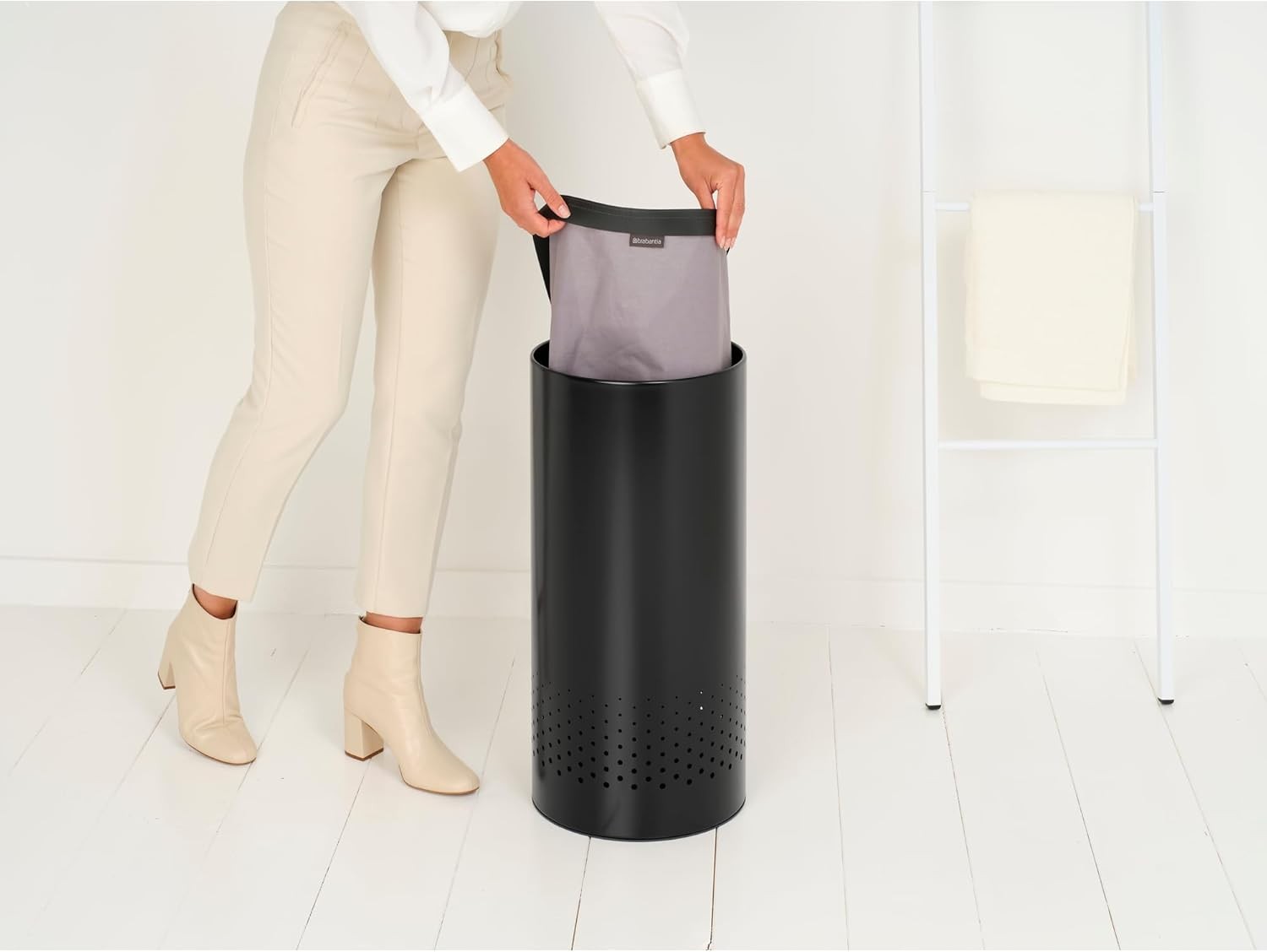 Matte Black 35L Laundry Bin with Lid | Quick-Drop Opening & Removable Cotton Bag