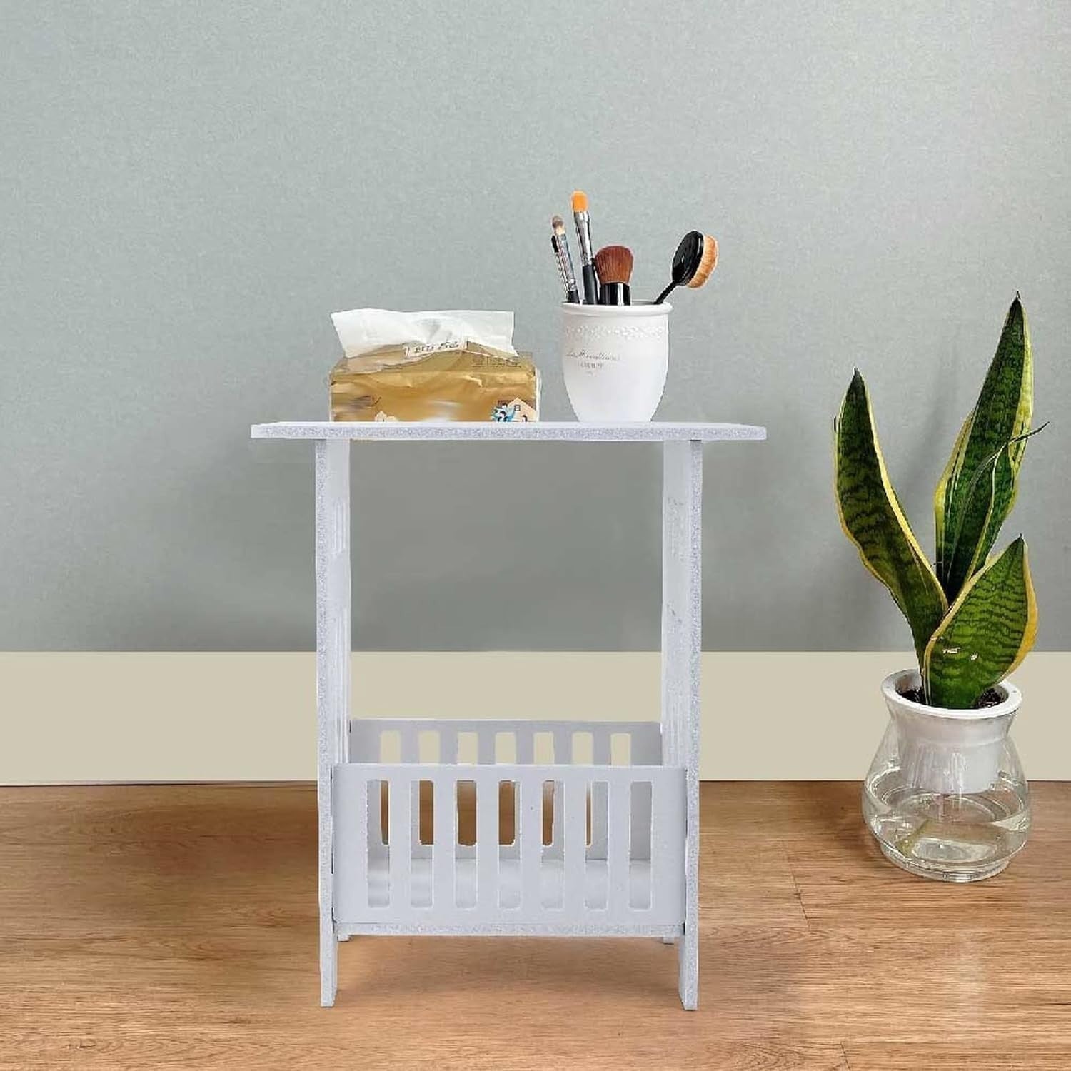 White Small Side Table with Shelf – Compact Bedside/Lamp Stand 34x25x40cm