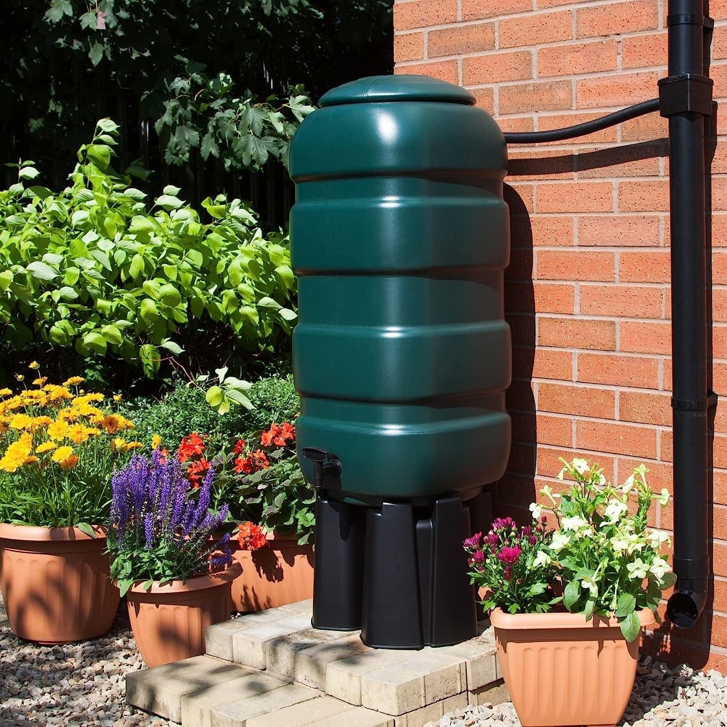 230L Water Butt with Tap, Diverter & Treatment Cleaner, Round, Garden Kit