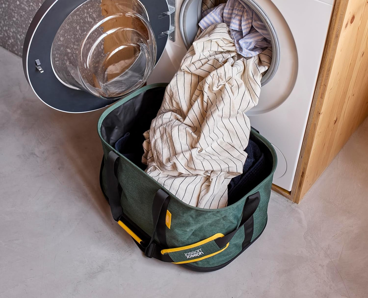 45L Collapsible Laundry Basket with Shoulder Strap Waterproof Base Green Tote
