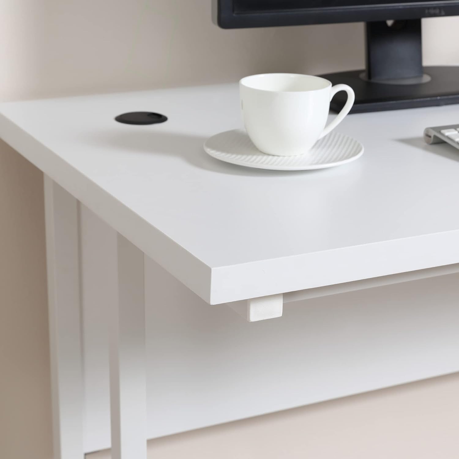 White 120x60cm Computer Desk w/Cable Holes, Metal Legs & Adjustable Feet