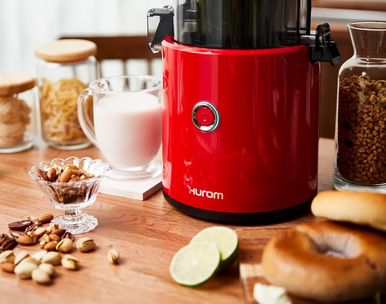 Auto Feed Cold Press Juicer 2L Hopper Filterless Easy Clean BPA Free