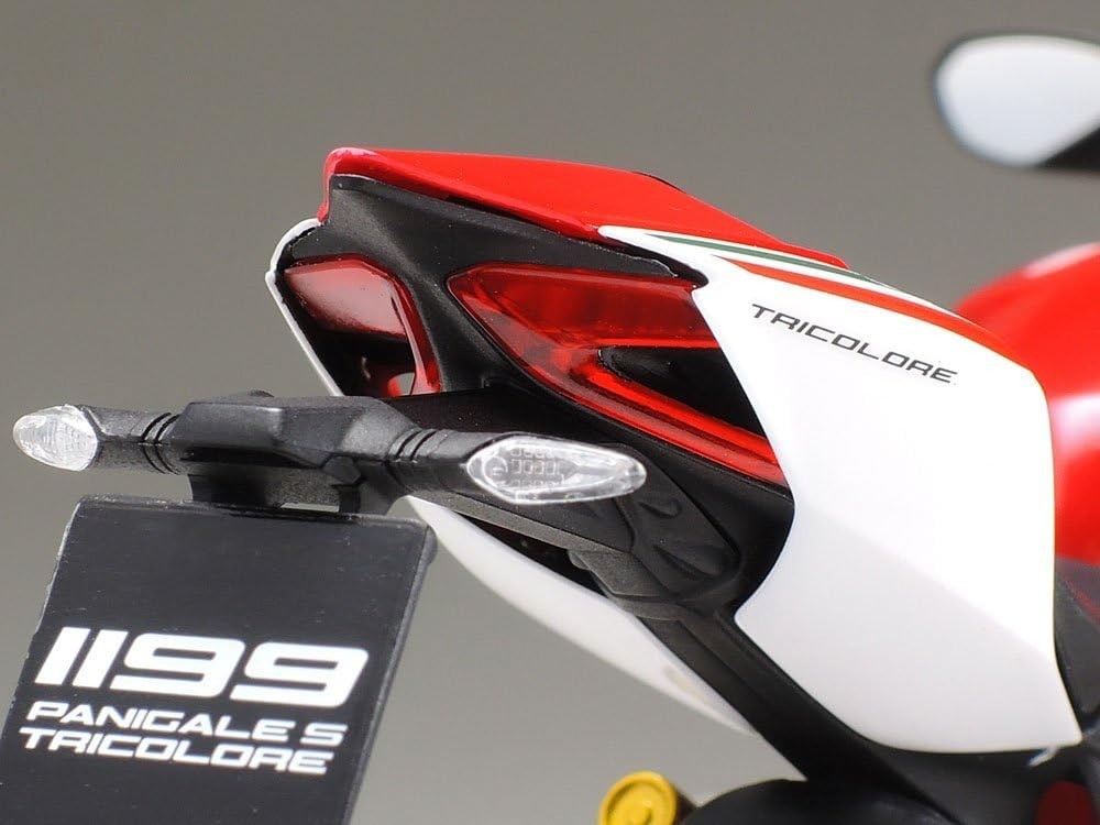 1:12 Scale Red Sports Bike Model Kit – Realistic Build, Display-Ready