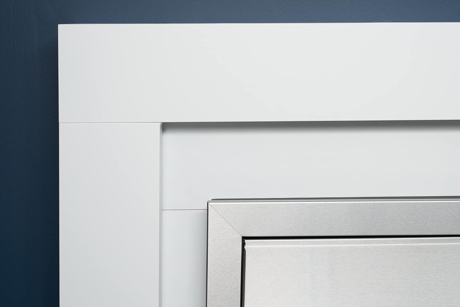 39” White Electric Fireplace Suite LED Heater Brushed Steel Glow Fire