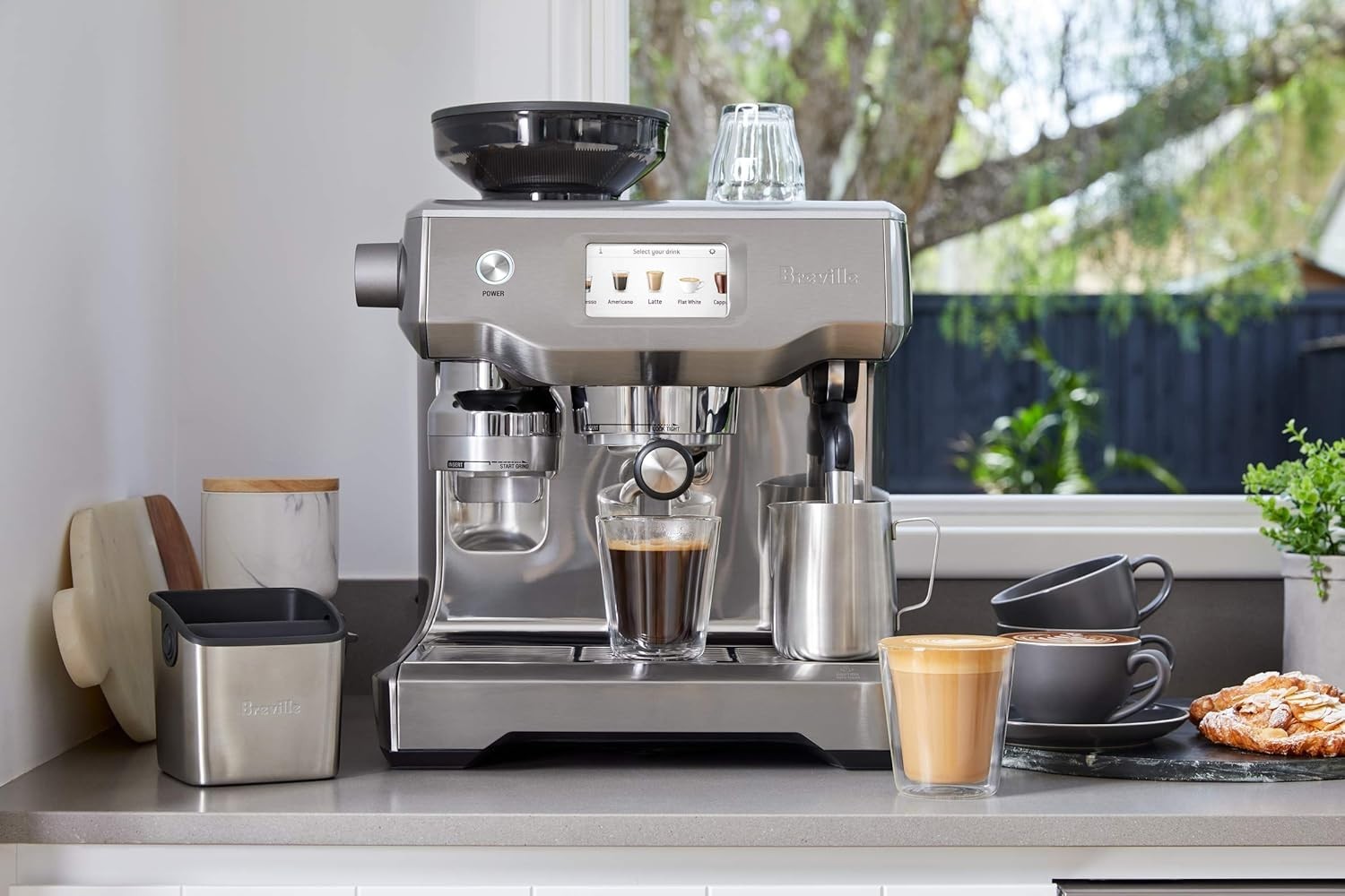 Touch Screen Espresso Coffee Machine | Integrated Grinder | Auto Milk Frother