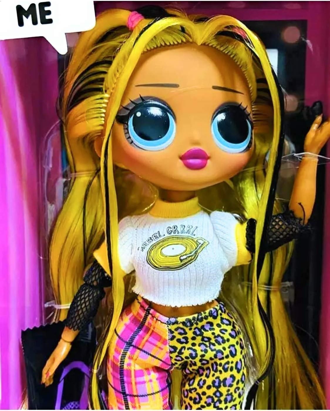Alt Style Fashion Doll 20 Surprises Articulated Outfit Playset