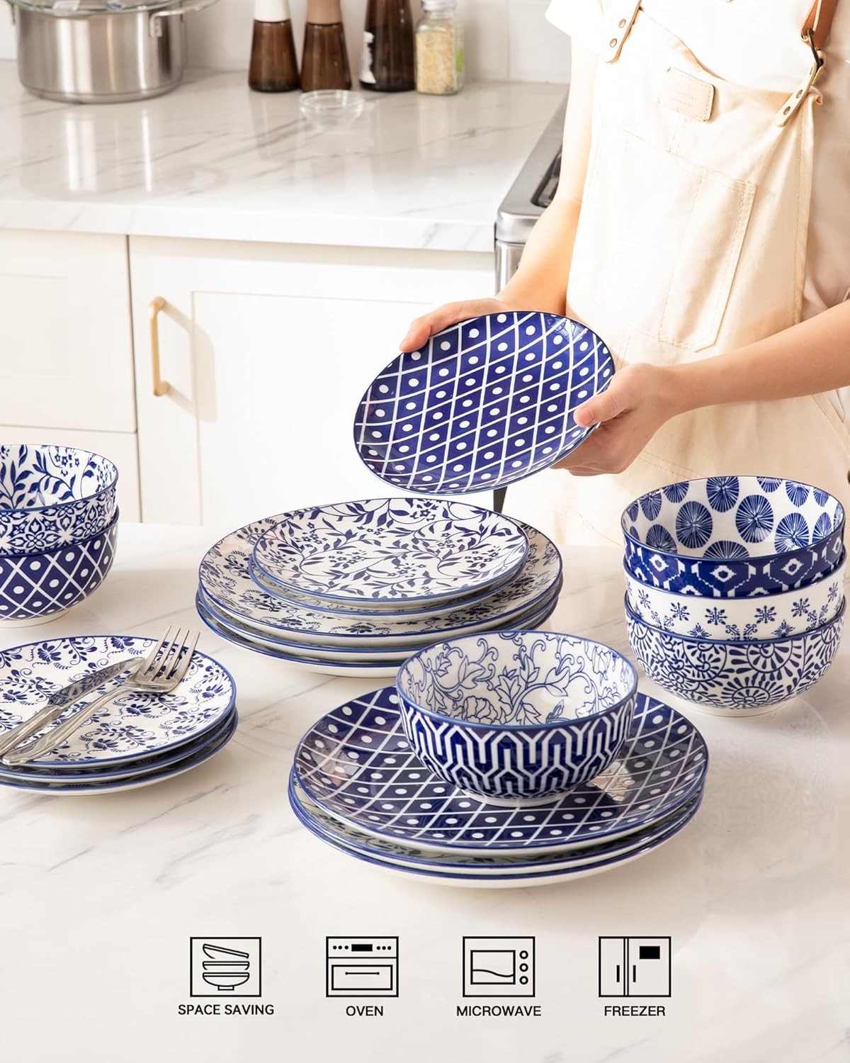 18pc Porcelain Dinnerware Set Blue White Plates Bowls Service for 6