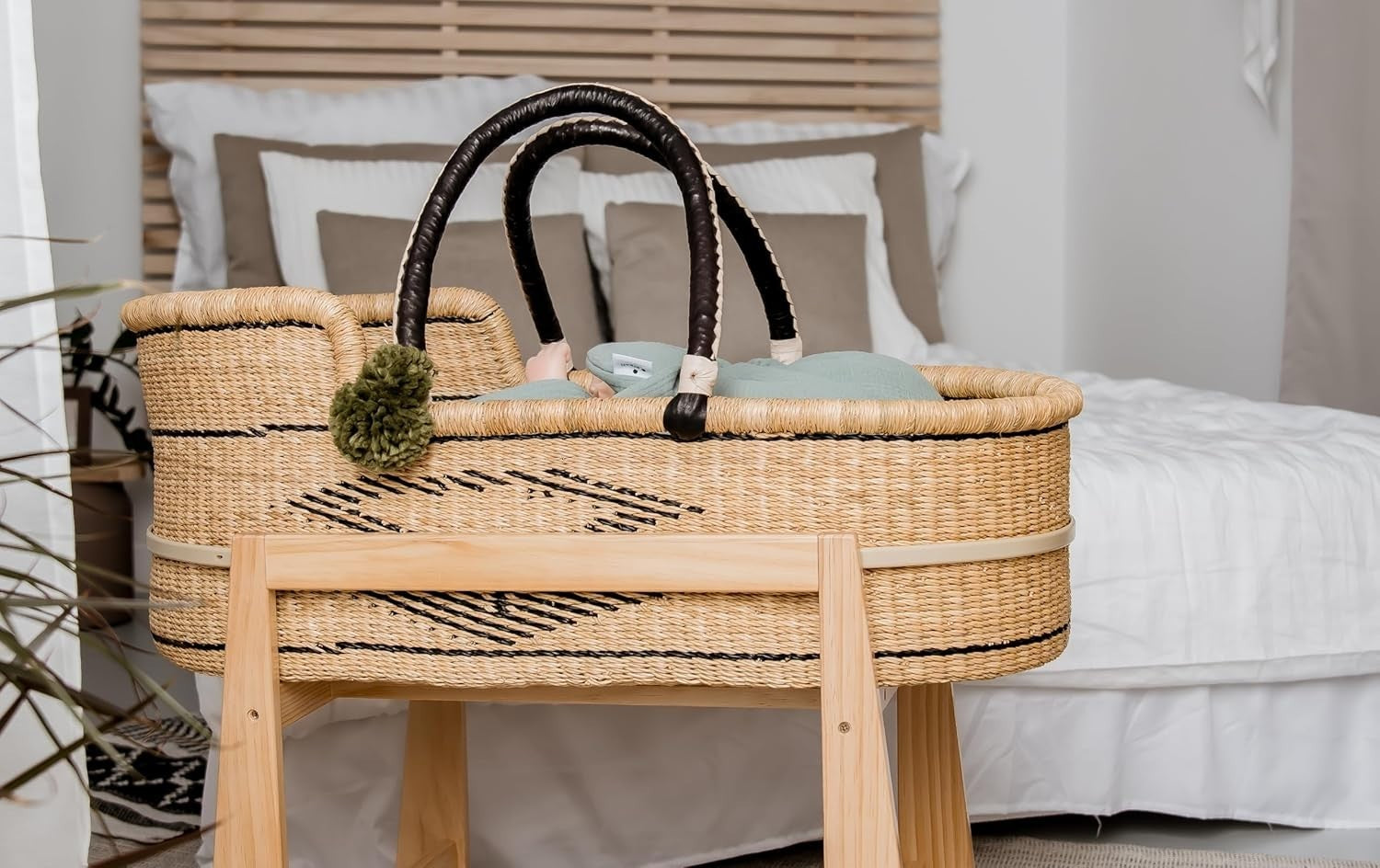 Handwoven Moses Basket w/ Rocking Stand & Mattress Natural Baby Cradle Bassinet