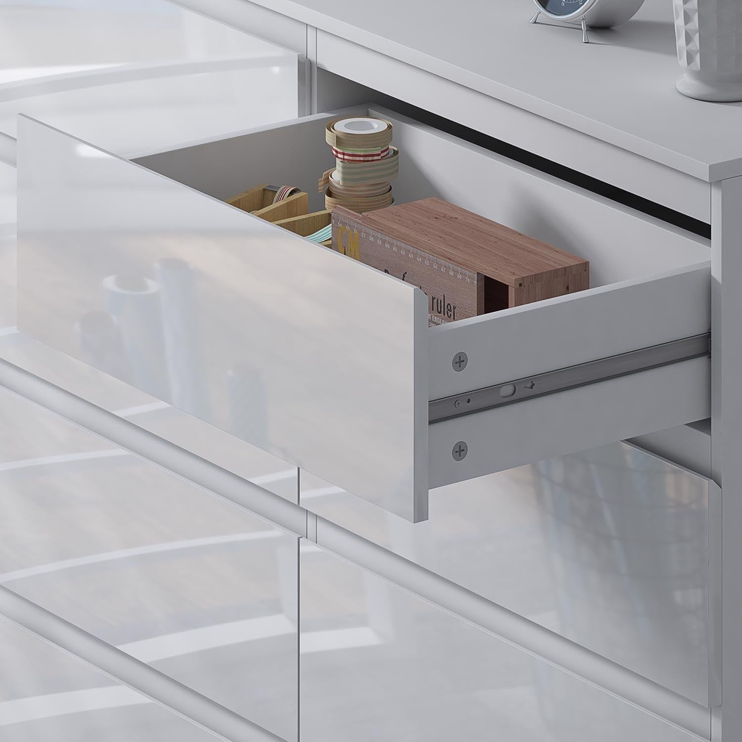 White Gloss 8-Drawer Chest Bedroom Storage Unit Handle-Free Modern Design