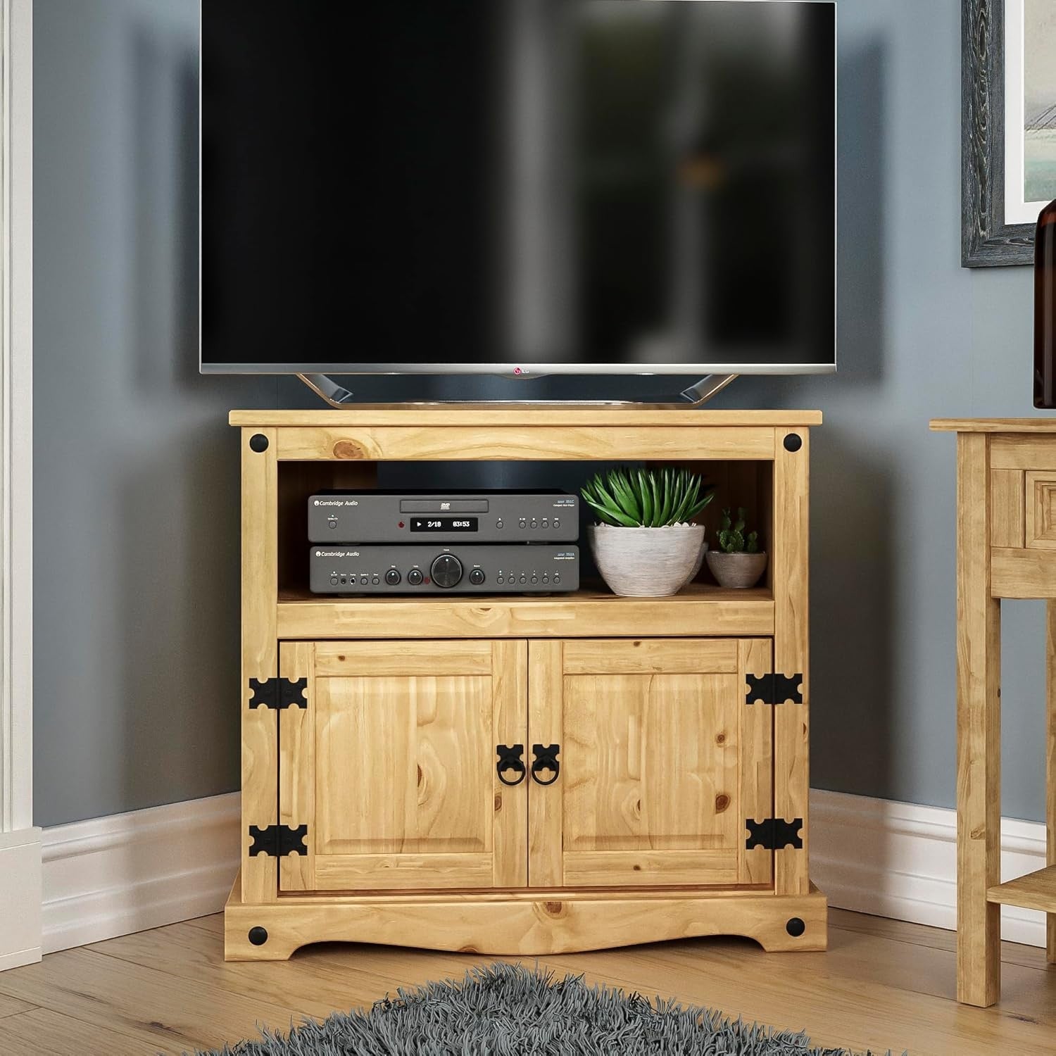 Rustic Solid Pine Corner TV Cabinet 2 Door Storage Unit 77cm Natural Wood