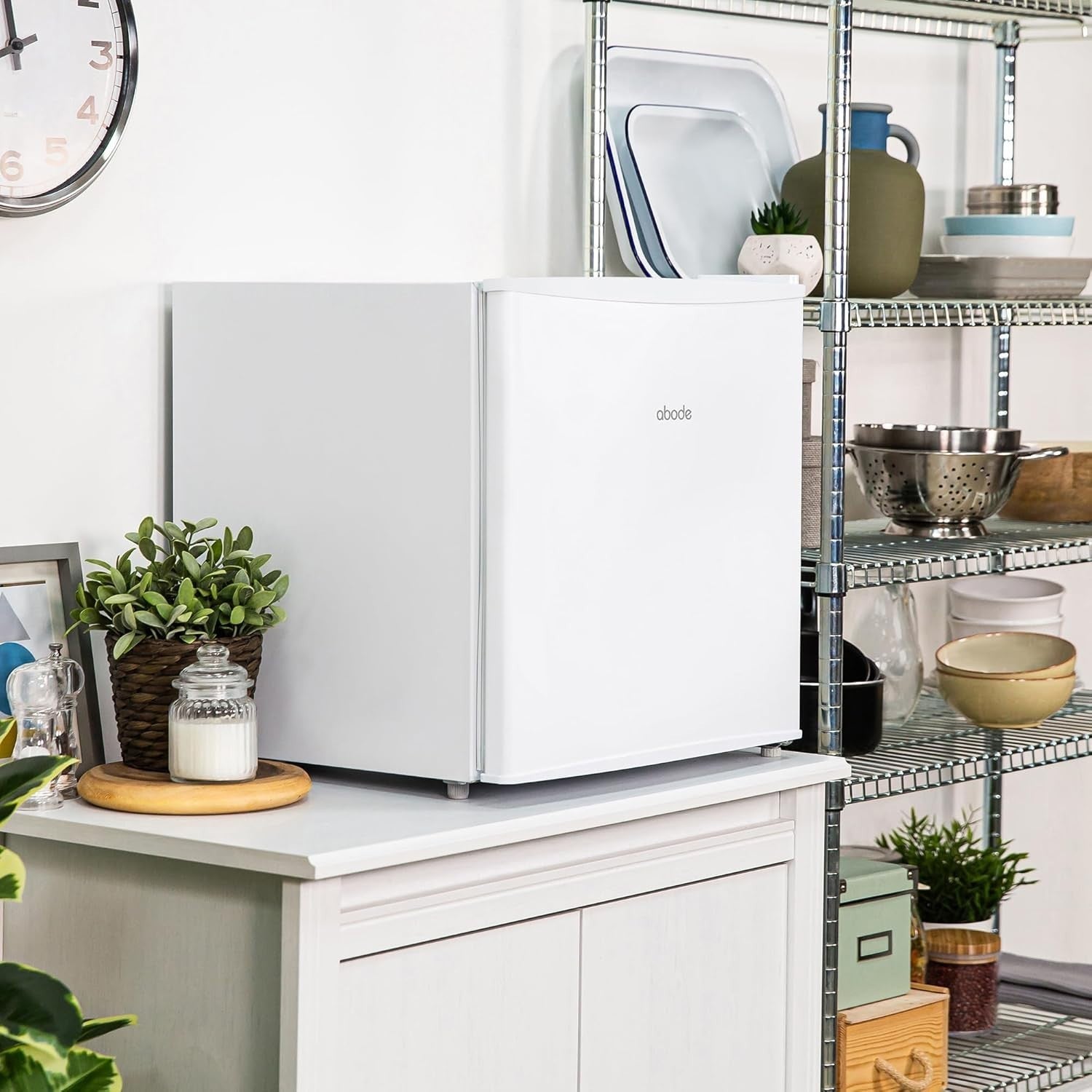 Mini Freezer 31L Tabletop Compact White Reversible Door Adjustable Feet