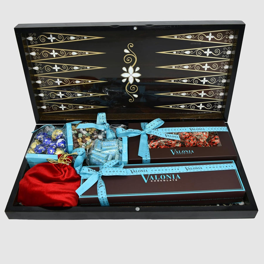 Luxury Backgammon & Chocolate Gift Set Lacquered Board Premium Chocolates