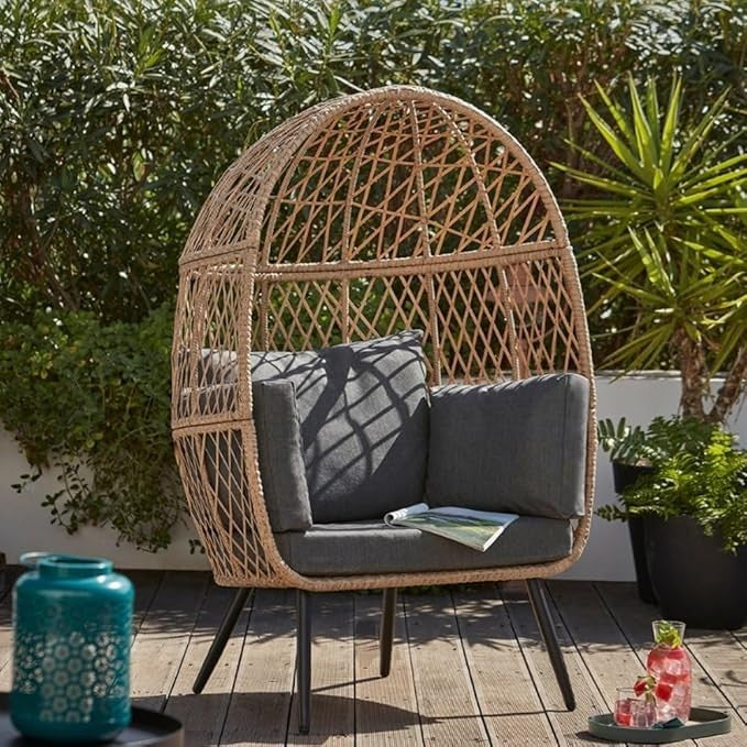 Luxury Rattan Egg Chair Outdoor Garden Patio Sunroom – Cushioned & Weatherproof