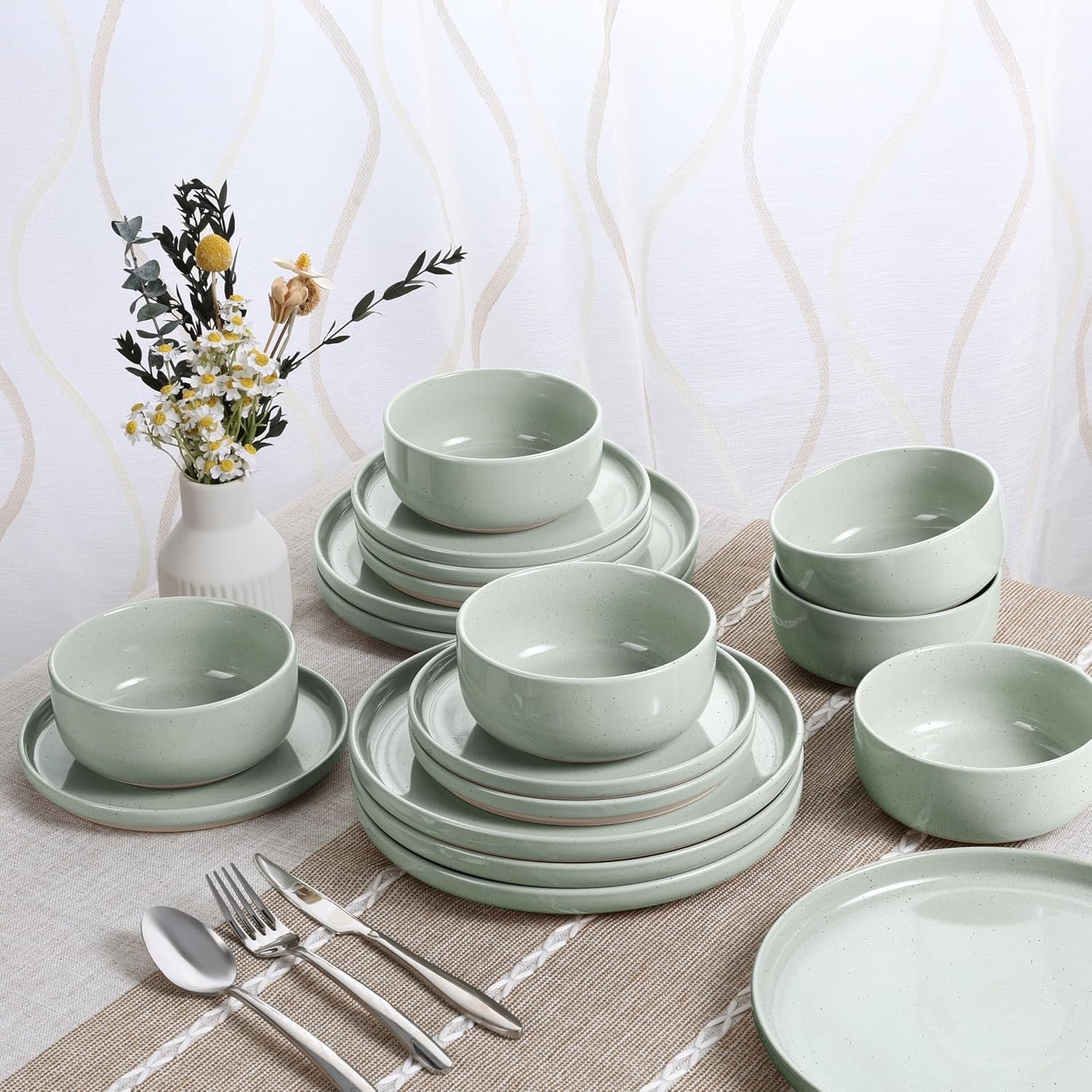 18pc Stoneware Dinnerware Set Plates Bowls Green Service for 6